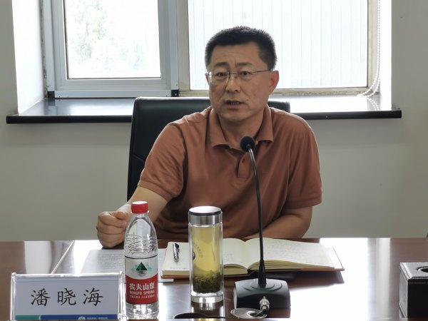 潘總_副本.jpg